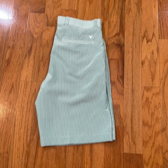 Callaway Other - Callaway Mens Size 32 Green White Striped Lightweight Golf Shorts